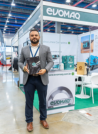 Foto Evomaq Expo Maquina Panamá